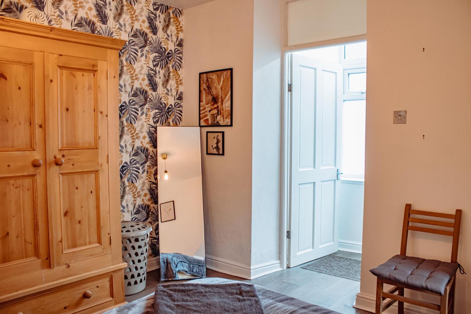 Spacious Flat With Free Parking Apartamento Harrogate Exterior foto